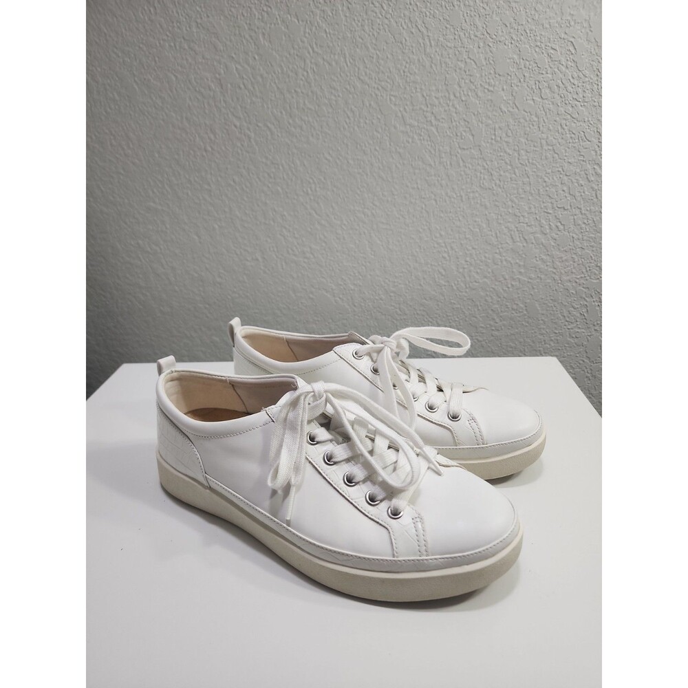 Vionic Winny White Orthodic Walking Sneakers Size 8.5 Wide